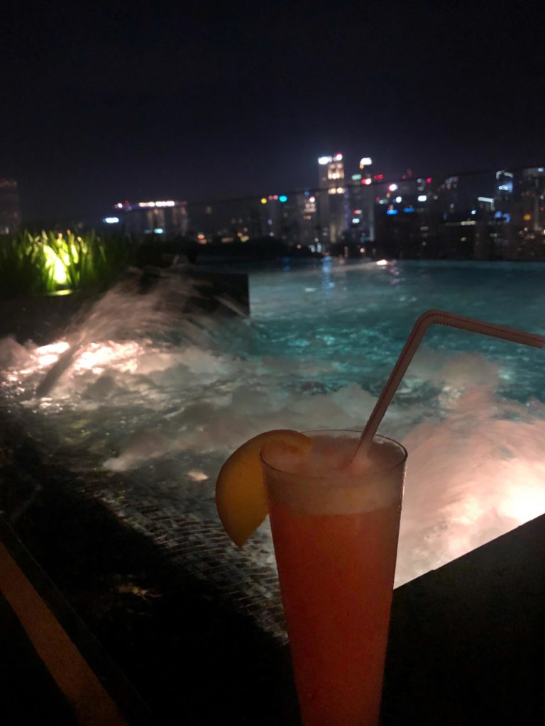 singapore hotel infinity pool